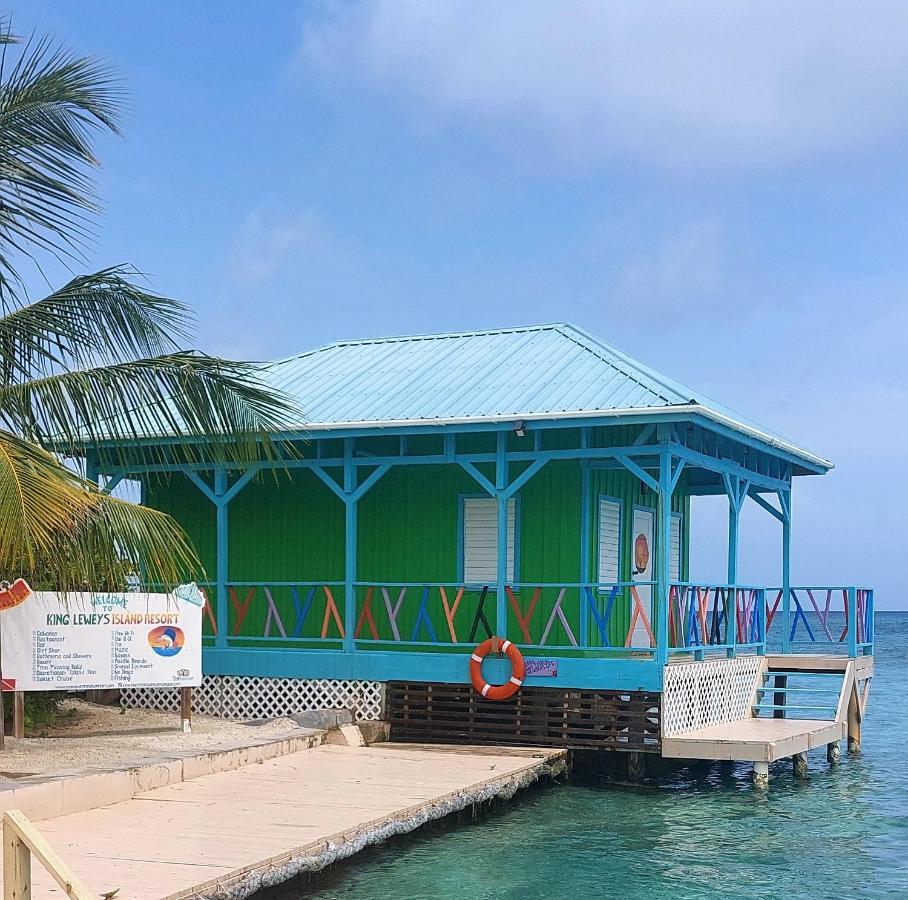 King Lewey'S Island Resort Placencia Buitenkant foto