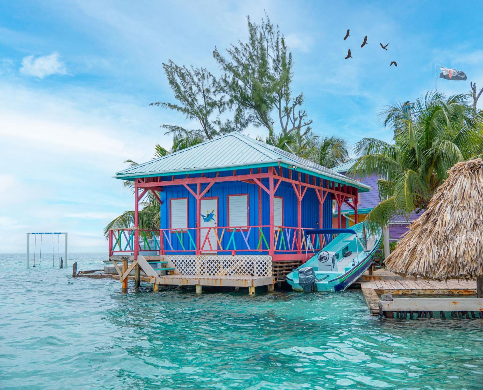 King Lewey'S Island Resort Placencia Buitenkant foto