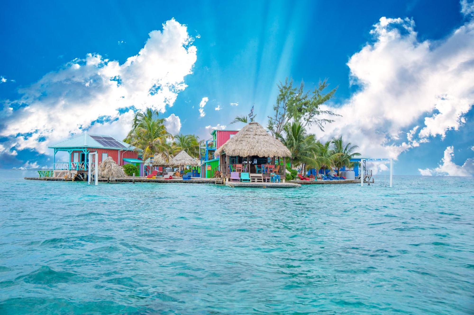 King Lewey'S Island Resort Placencia Buitenkant foto